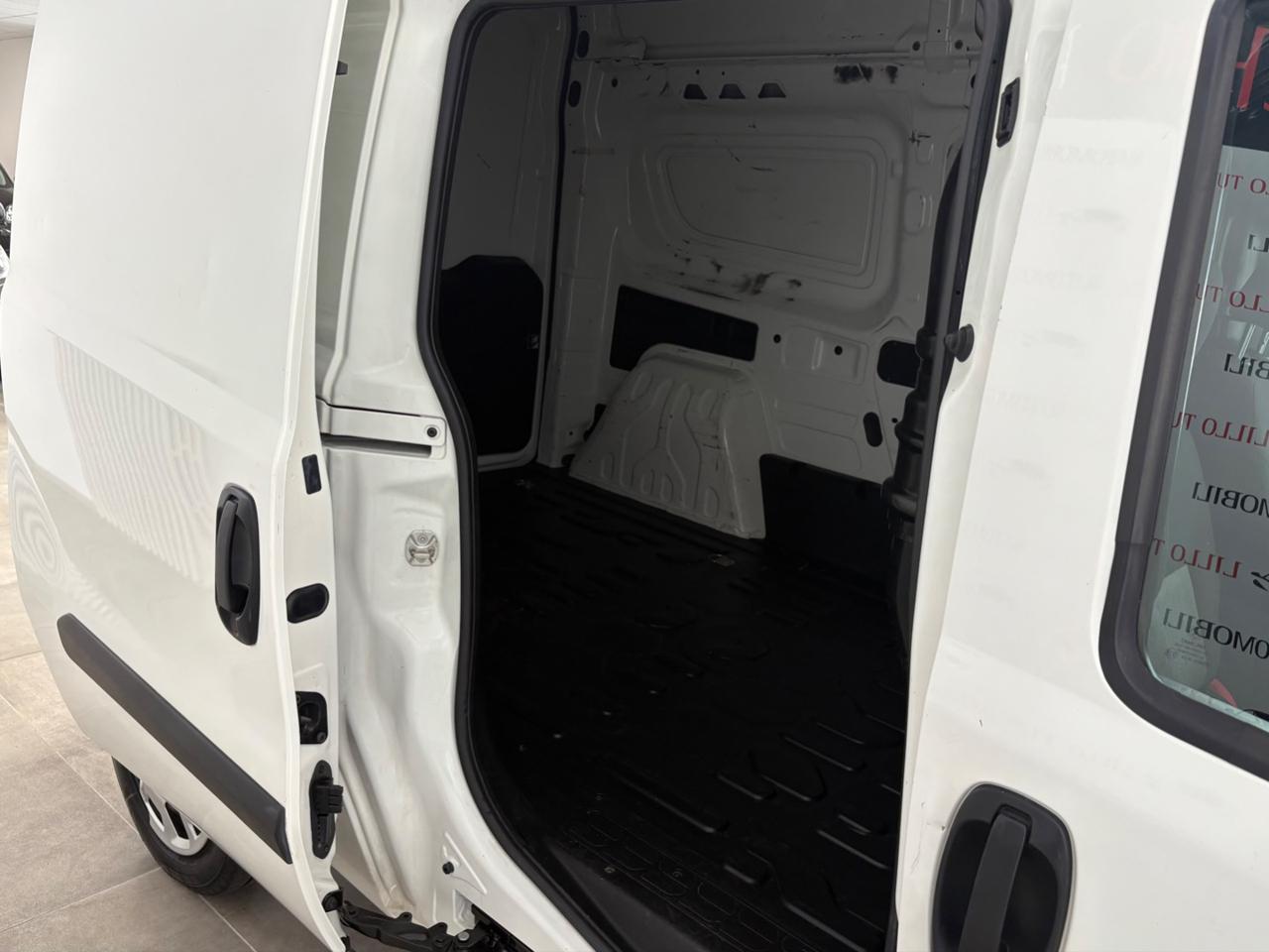 FIAT Doblo 1.6 MJT S&S 120CV PL-TA Cargo Maxi XL 15900€+ IVA - 21