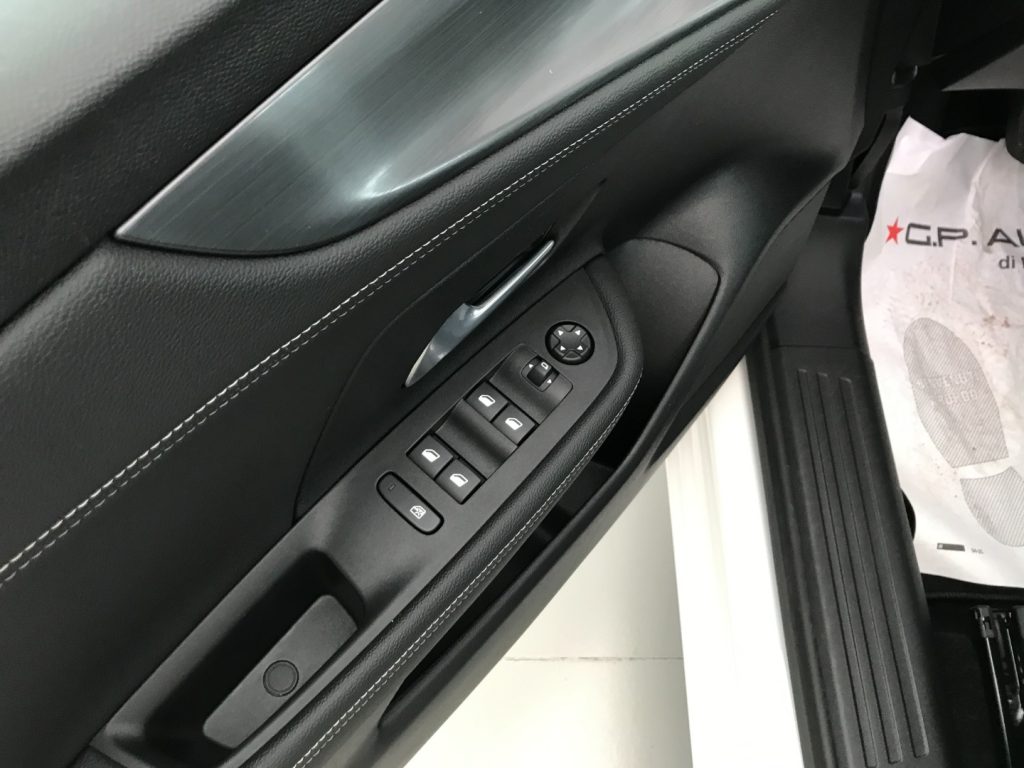 OPEL Mokka 1.2 Turbo 136 CV GS - 20