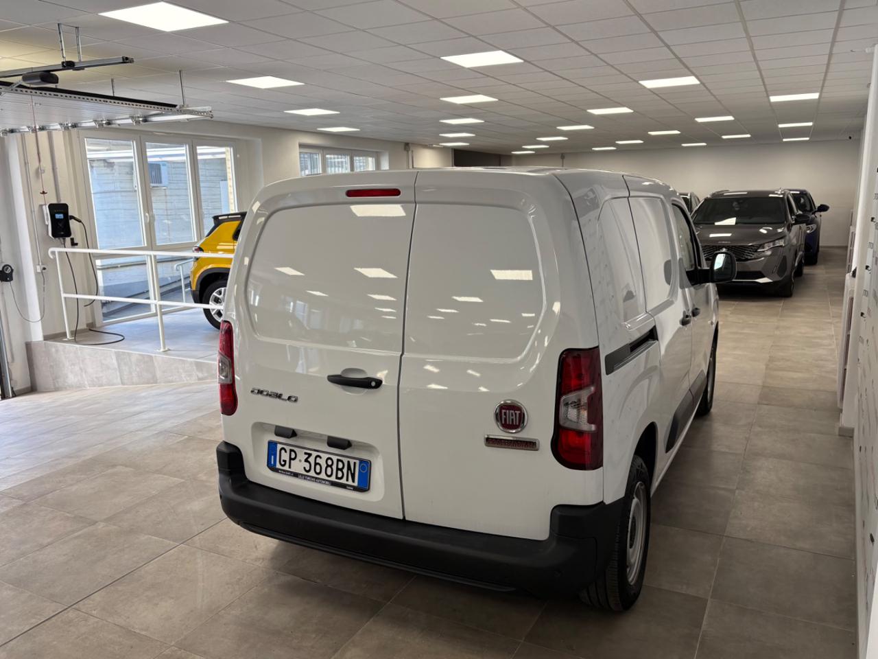 FIAT Doblo Doblò 1.5 BlueHdi 100CV PC-TN Van + IVA - 4