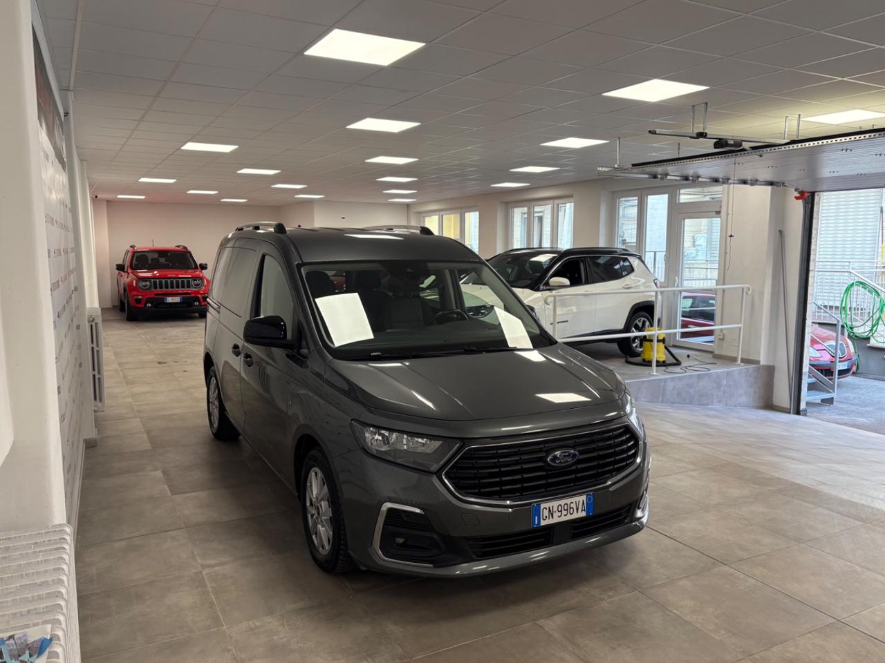 FORD Tourneo Connect 2.0 EcoBlue 122 CV Titanium 7 POSTI €21300+ IVA - 3