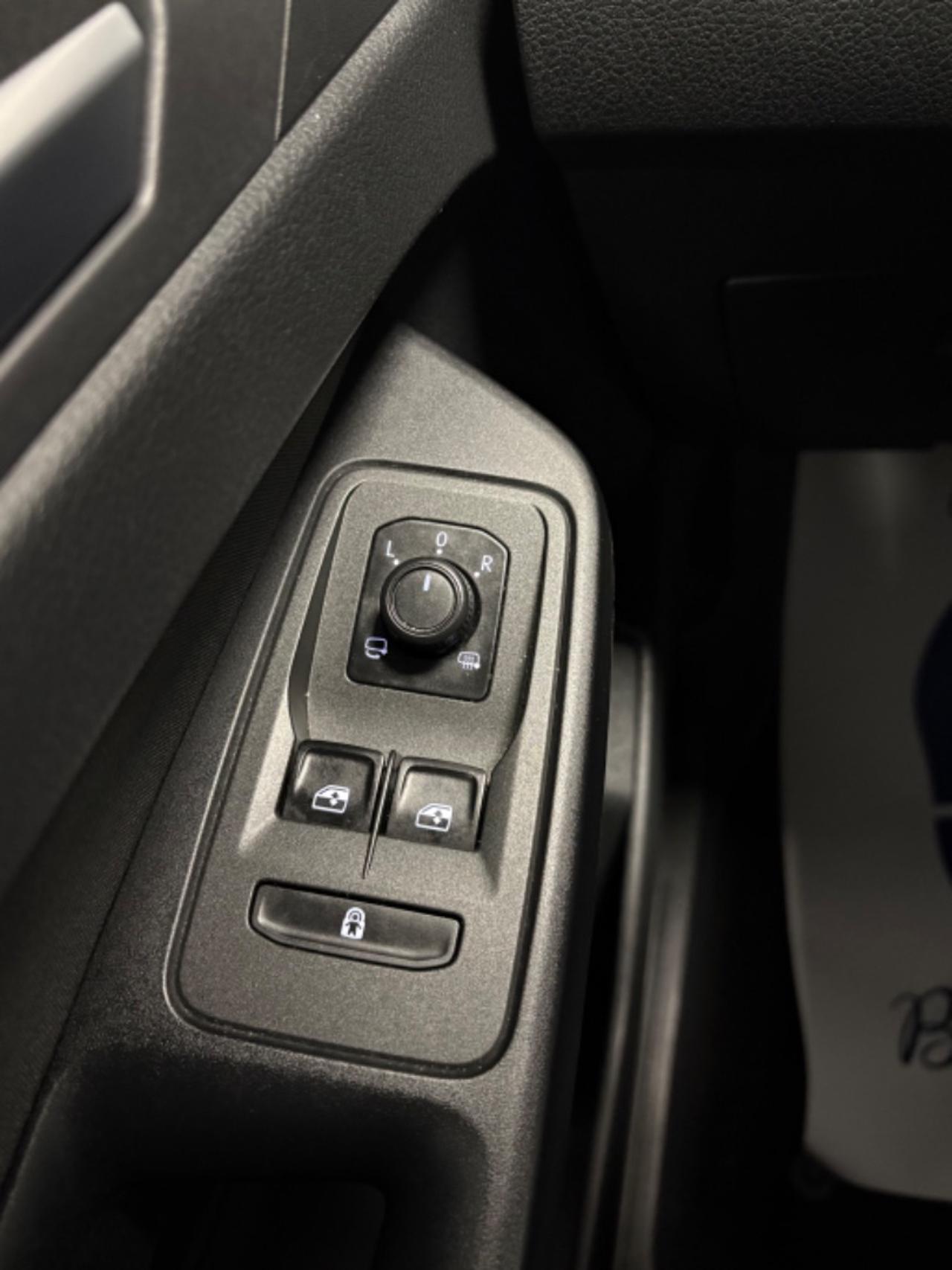 FORD Tourneo Connect 2.0 EcoBlue 122 CV Titanium 7 POSTI €21300+ IVA - 13