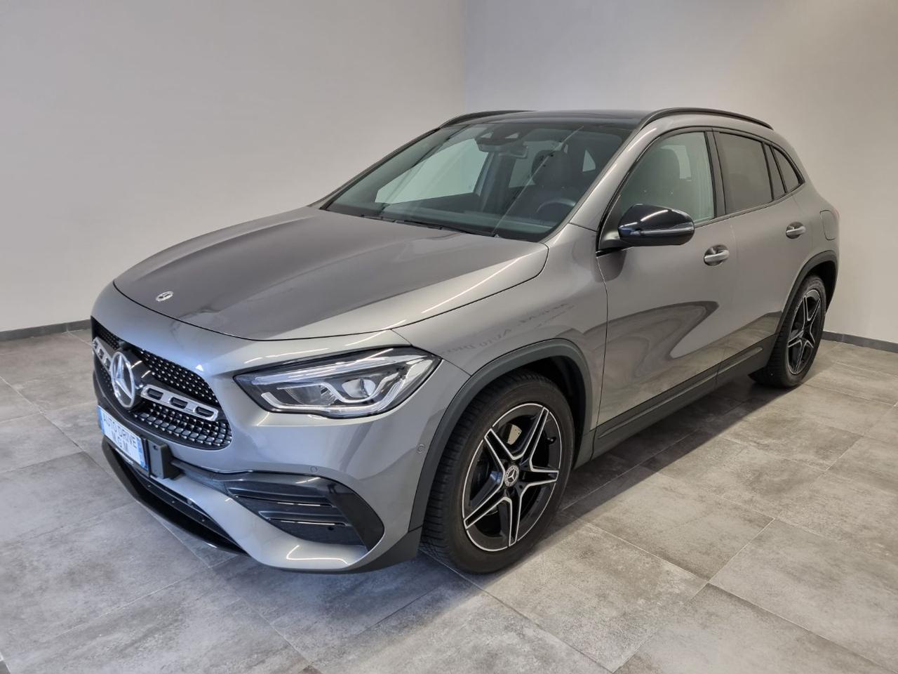 MERCEDES-BENZ GLA 250 e hybrid EQ Premium - 21