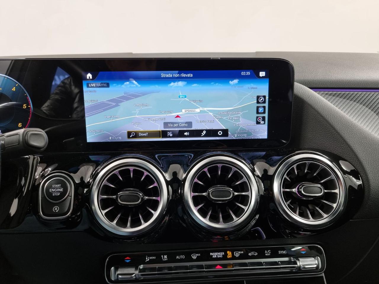 MERCEDES-BENZ GLA 250 e hybrid EQ Premium - 8