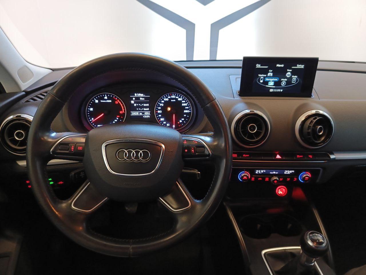 AUDI A3 SPB 1.6 TDI clean diesel Attraction - 11