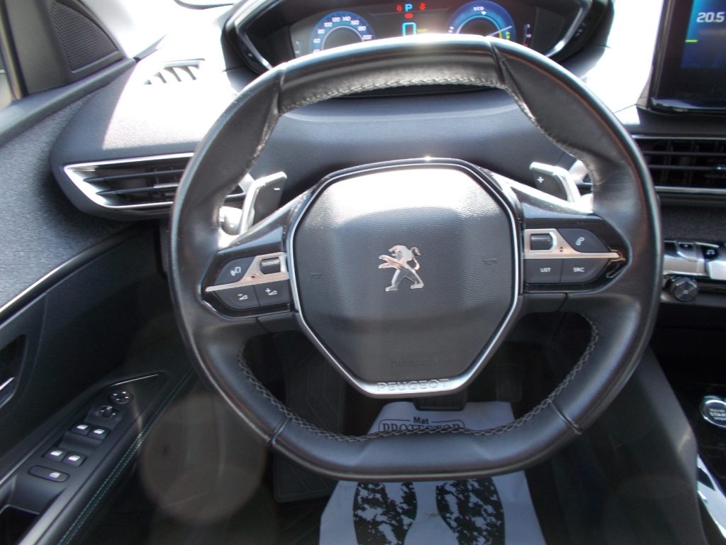 PEUGEOT 3008 Hybrid 225 e-EAT8 Allure Pack - 13