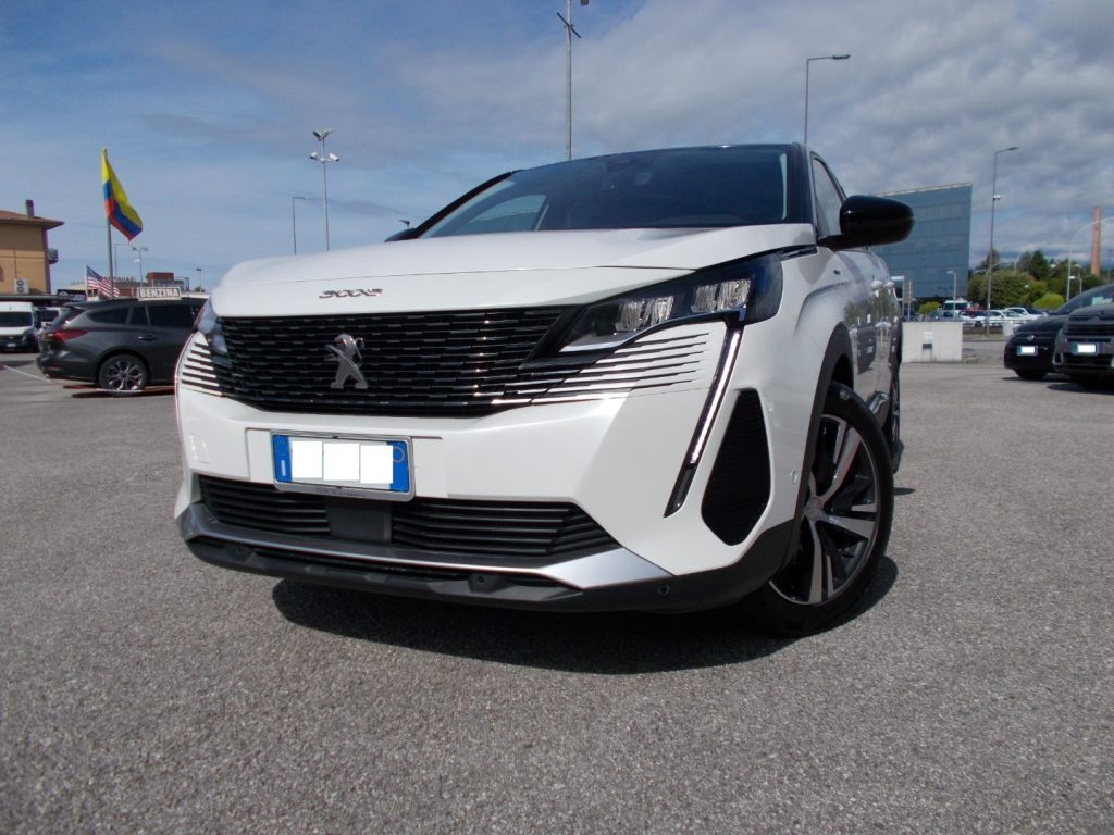 PEUGEOT 3008 Hybrid 225 e-EAT8 Allure Pack - 4