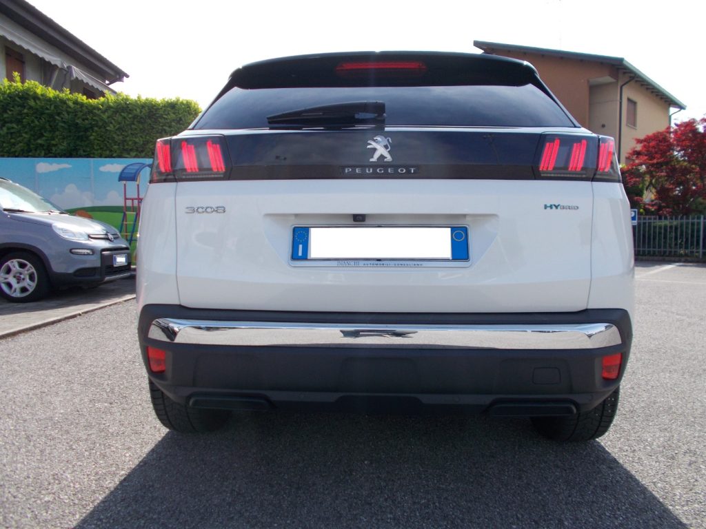 PEUGEOT 3008 Hybrid 225 e-EAT8 Allure Pack - 6