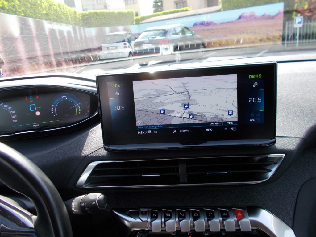 PEUGEOT 3008 Hybrid 225 e-EAT8 Allure Pack - 14