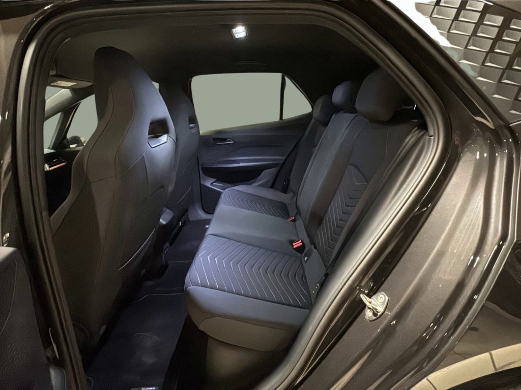 CUPRA Born 58kwh - 17