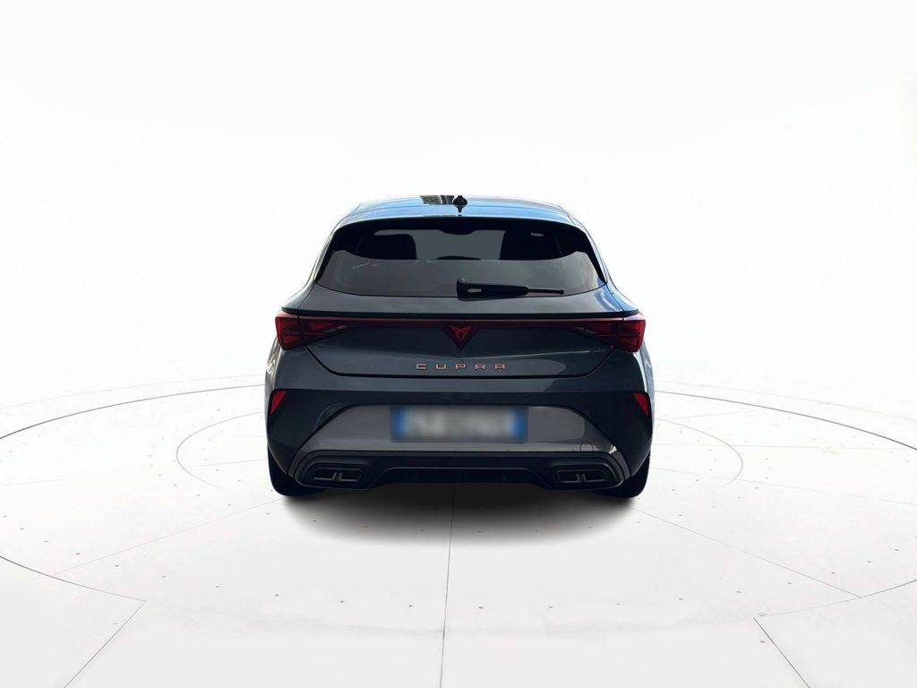 CUPRA Leon 1.5 hybrid 150cv dsg - 4
