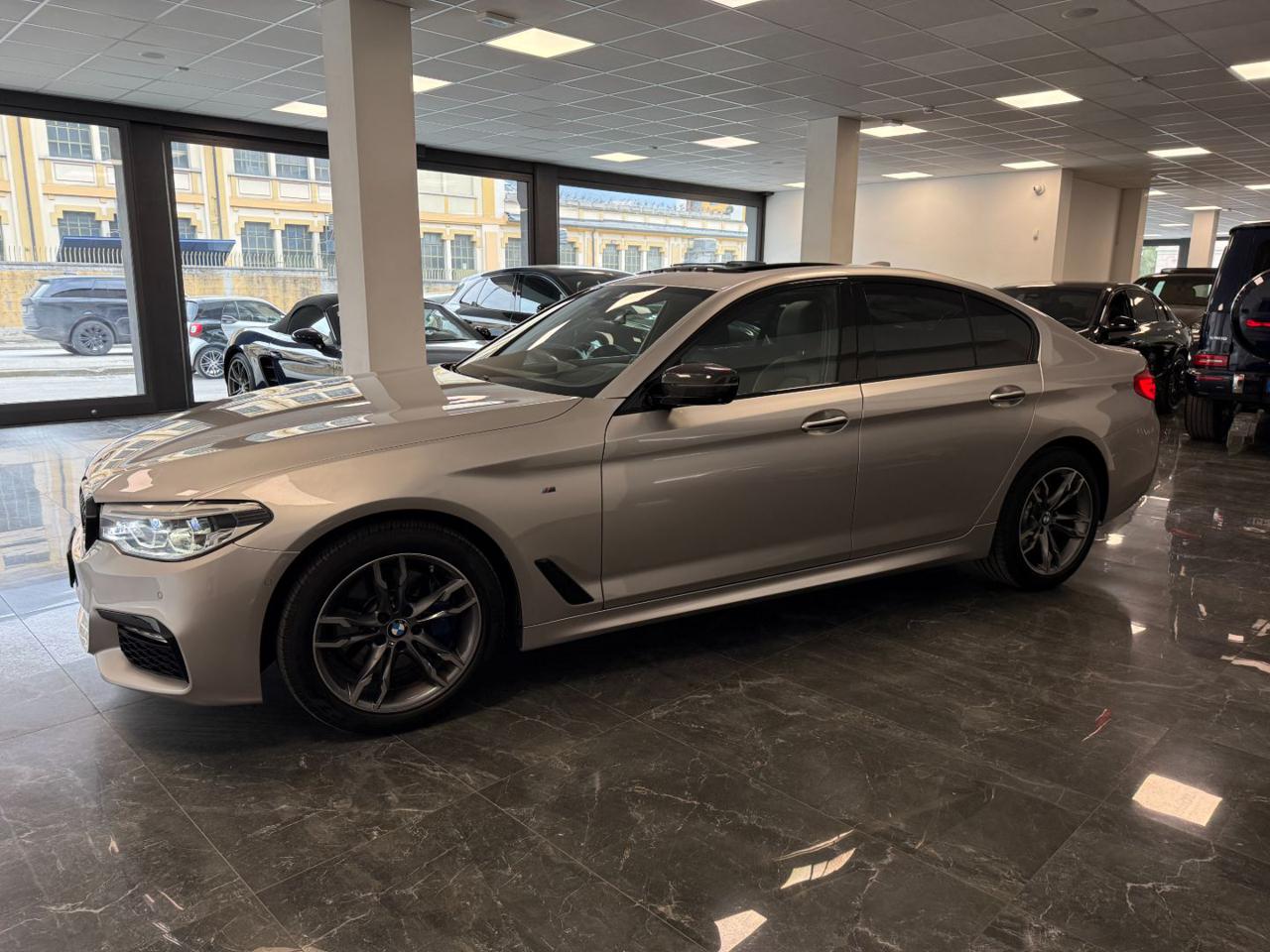 Bmw 525 d Msport / 360 / TETTO / HARMAN KARDON 2018 - foto 3