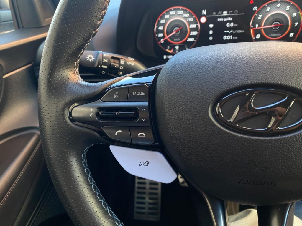 HYUNDAI i20 N 1.6 T-GDI  N-Performance PACK TECNO - 18