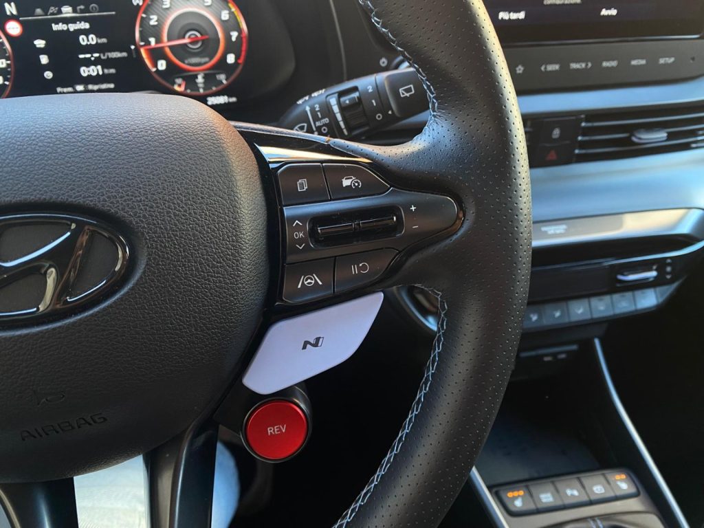 HYUNDAI i20 N 1.6 T-GDI  N-Performance PACK TECNO - 19