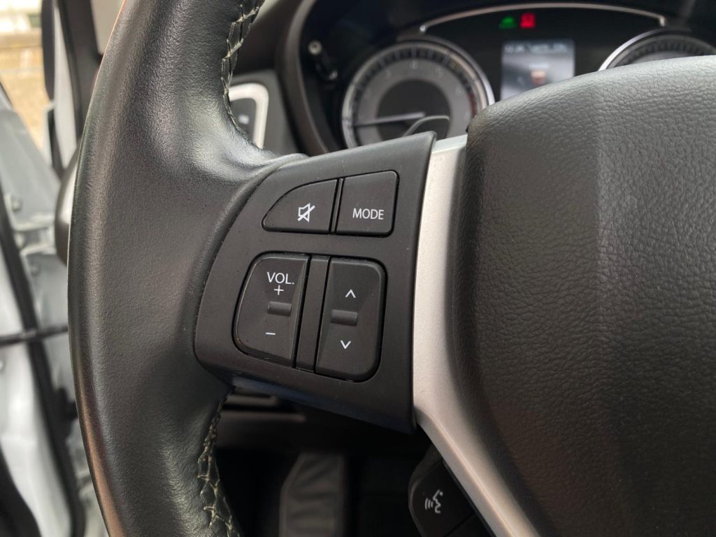 SUZUKI S-Cross 1.5 140v Hybrid 4WD AllGrip A/T starview*TETTO APR - 17