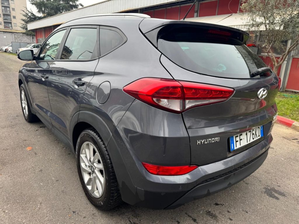 HYUNDAI Tucson 1.7 CRDi Comfort - 3