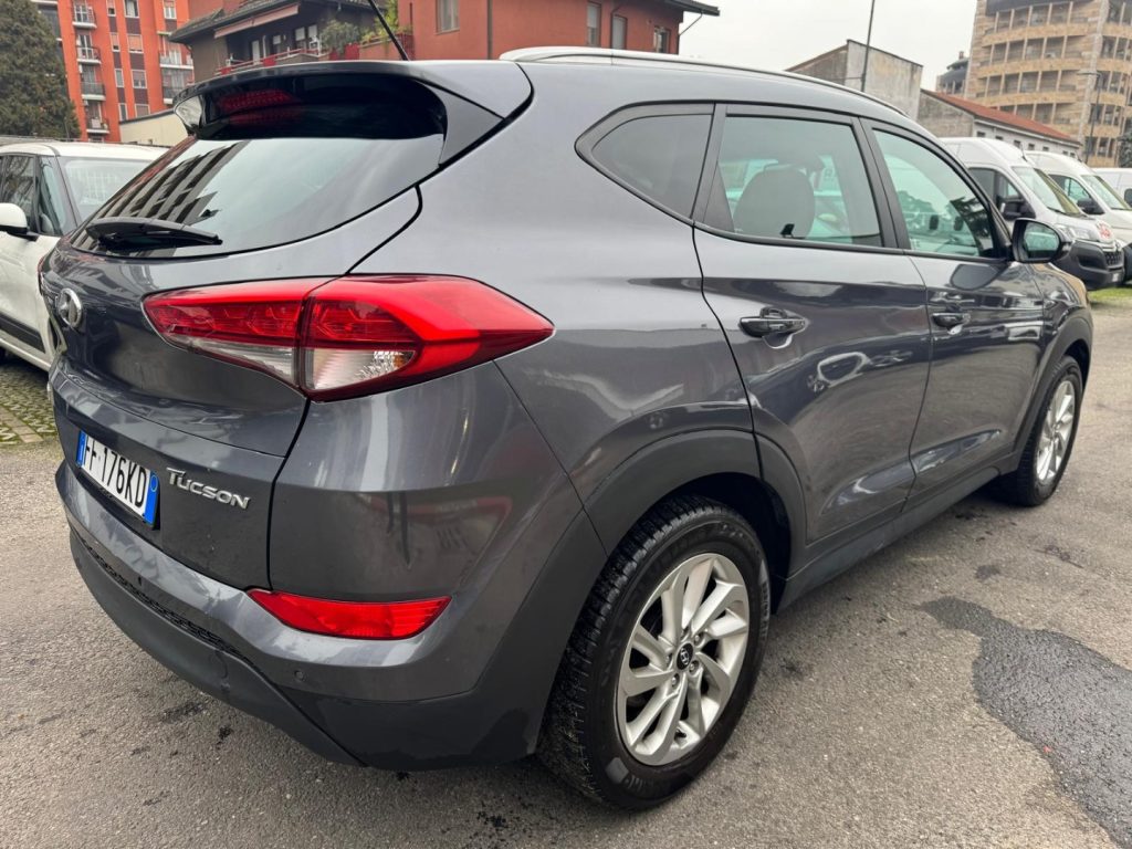 HYUNDAI Tucson 1.7 CRDi Comfort - 7