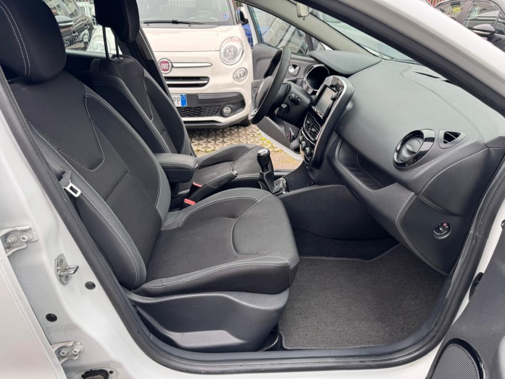 RENAULT Clio dCi 8V 75 CV  5 porte ENERGY INTENSE - 11