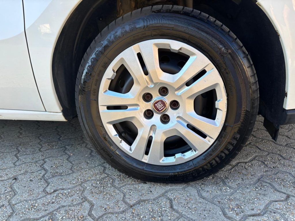 FIAT Doblo 1.6 JTDM 105CV - 7