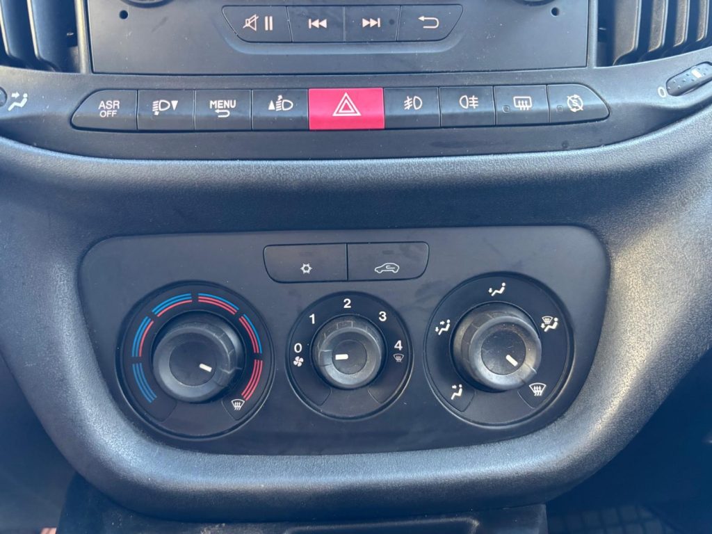 FIAT Doblo 1.6 JTDM 105CV - 8