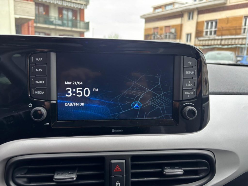 HYUNDAI i10 1.0 MPI C. AUTOMATICO Prime *FULL OPTIONAL - 20