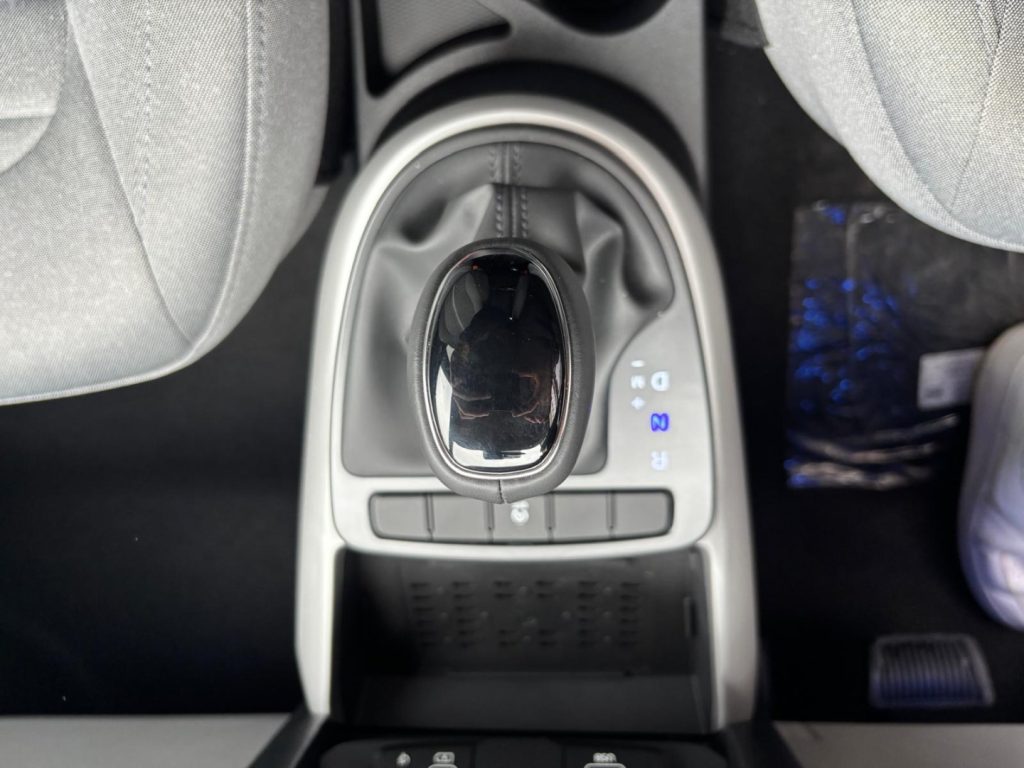 HYUNDAI i10 1.0 MPI C. AUTOMATICO Prime *FULL OPTIONAL - 21