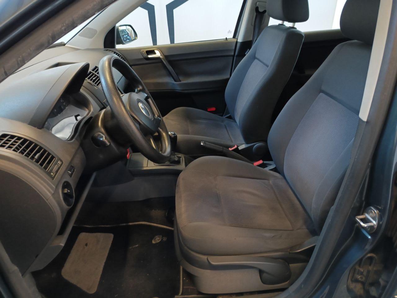 VOLKSWAGEN Polo 1.4/69CV TDI 5p. - 8