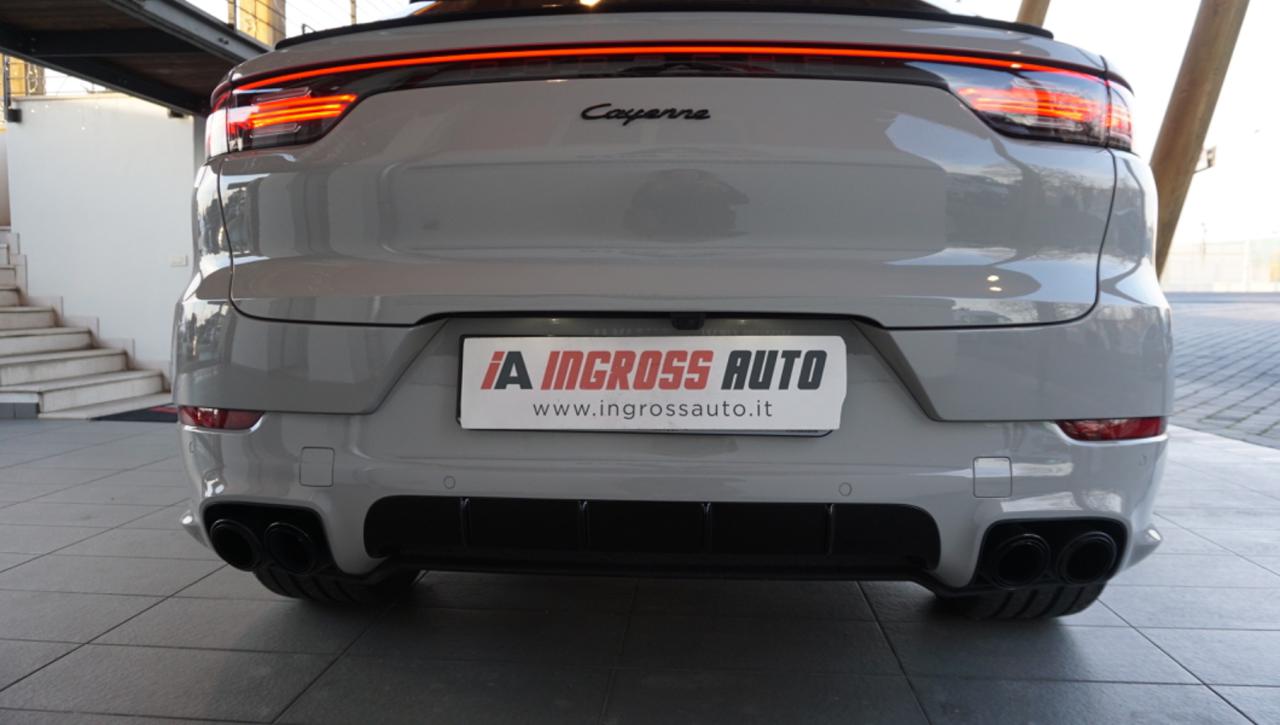 PORSCHE Cayenne Coupé 3.0 V6 - 13