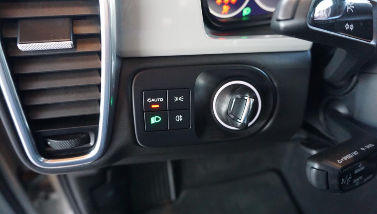 PORSCHE Cayenne Coupé 3.0 V6 - 19