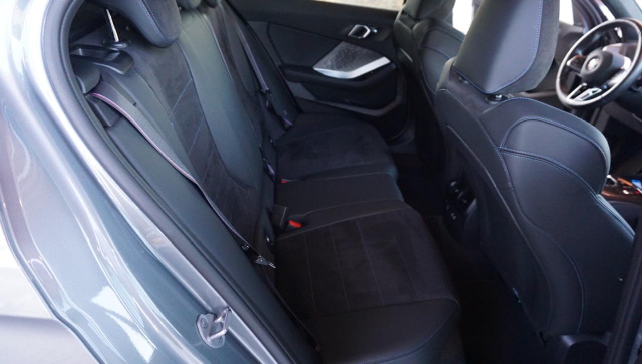 BMW 118 d MSport Pro - 41