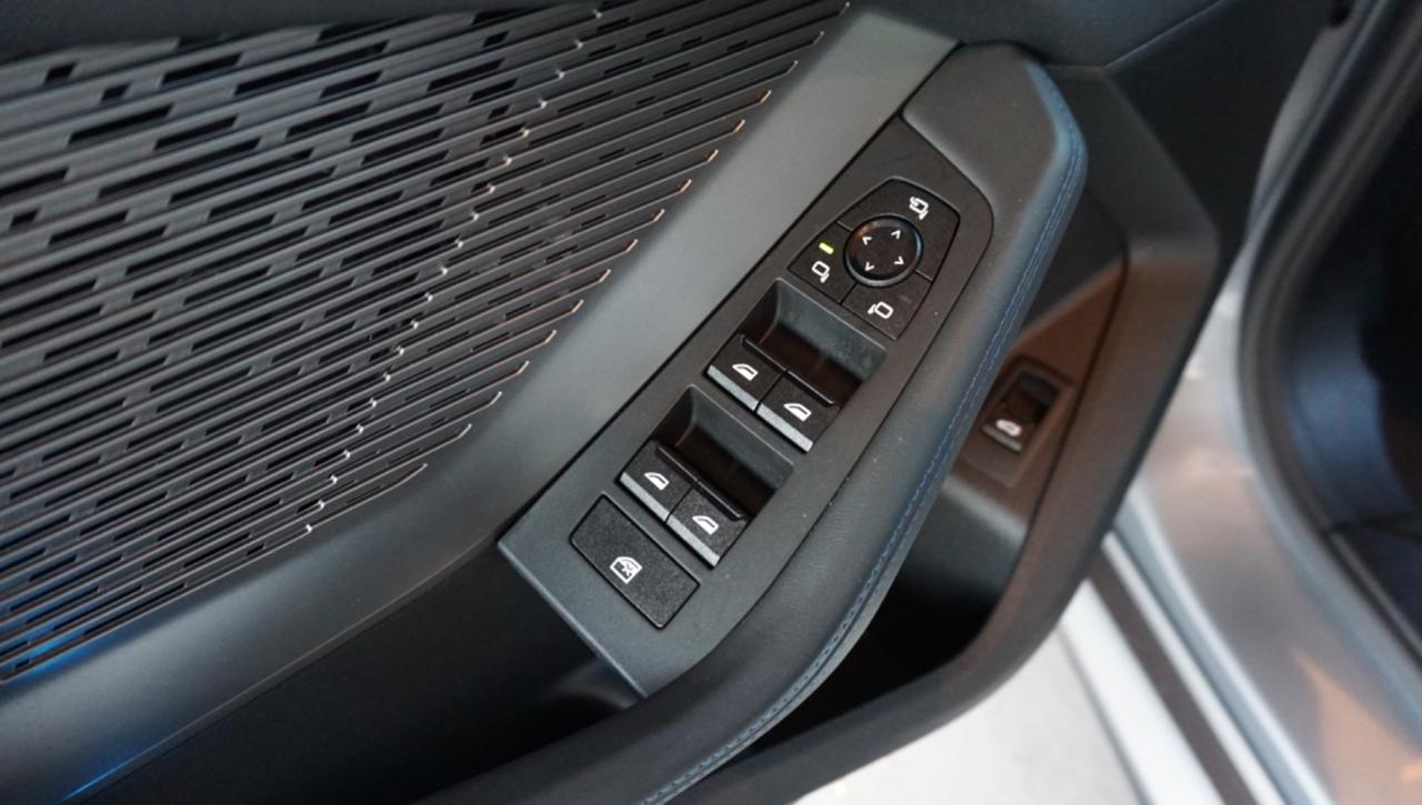 BMW 118 d MSport Pro - 18