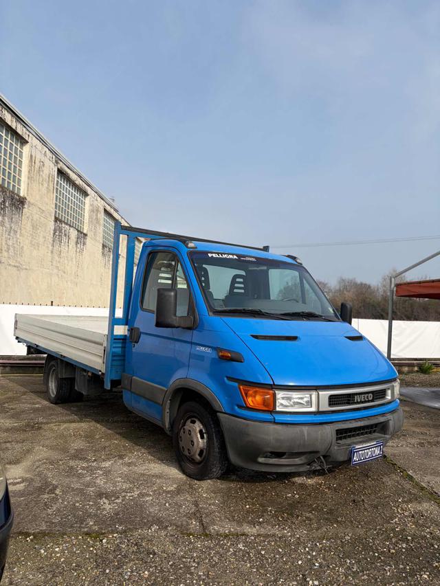 IVECO Daily Blu pastello