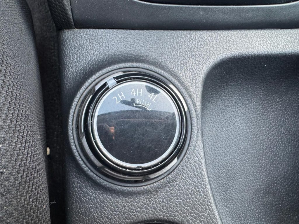 MITSUBISHI L200 2.4 DI-D/154CV CLUB CAB INVITE - 11