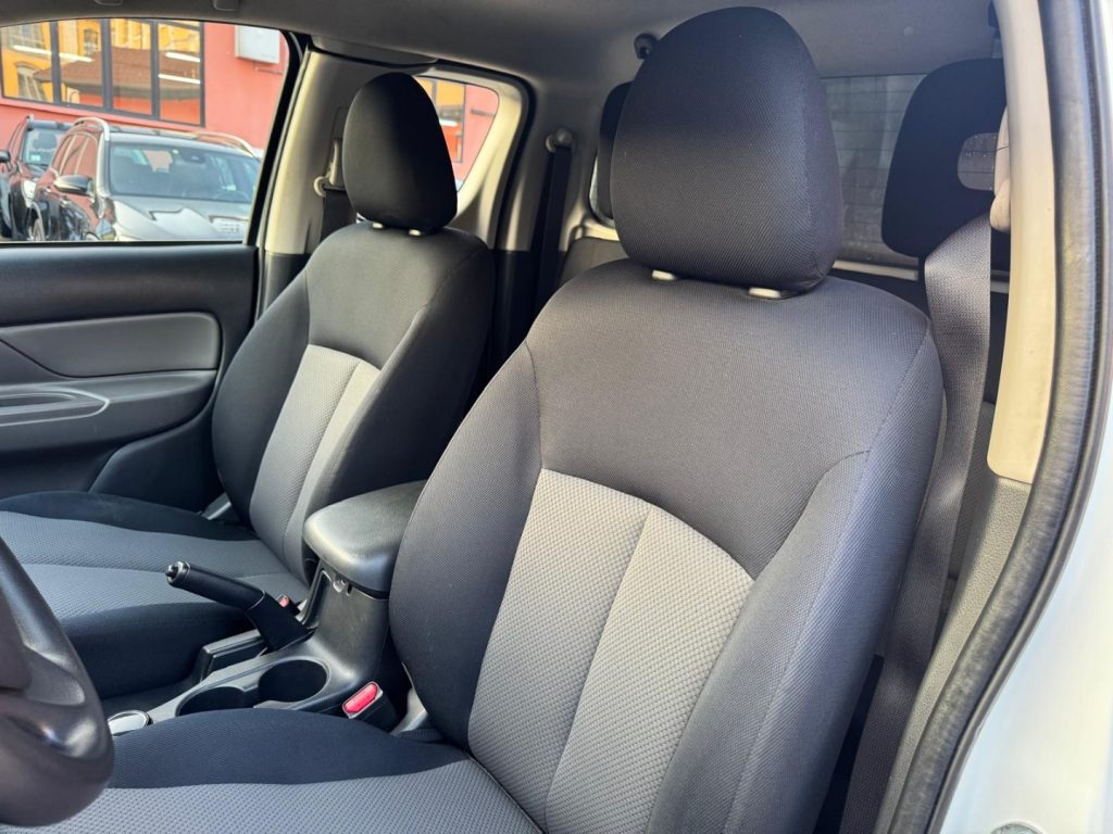 MITSUBISHI L200 2.4 DI-D/154CV CLUB CAB INVITE - 16