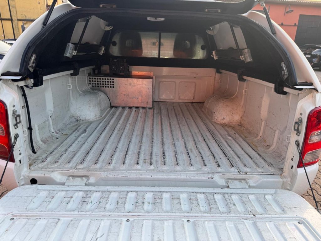 MITSUBISHI L200 2.4 DI-D/154CV CLUB CAB INVITE - 18