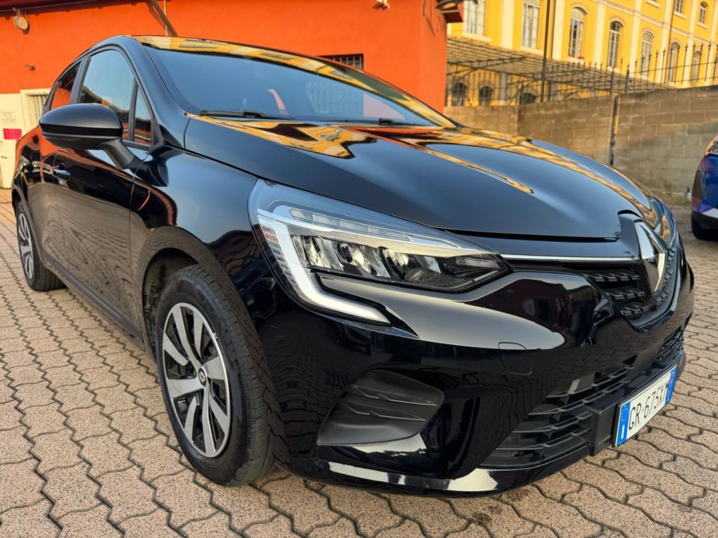 RENAULT Clio Full Hybrid E-Tech 145 CV Equilibre ASUTOCARRO N1 - 3