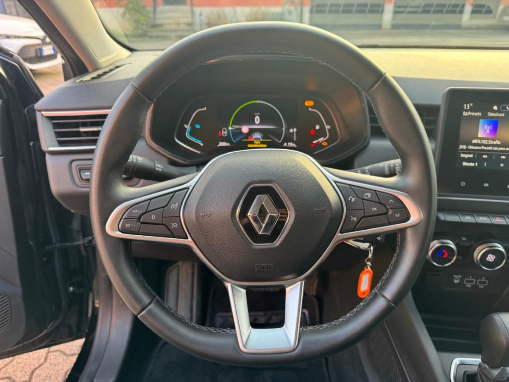 RENAULT Clio Full Hybrid E-Tech 145 CV Equilibre ASUTOCARRO N1 - 8