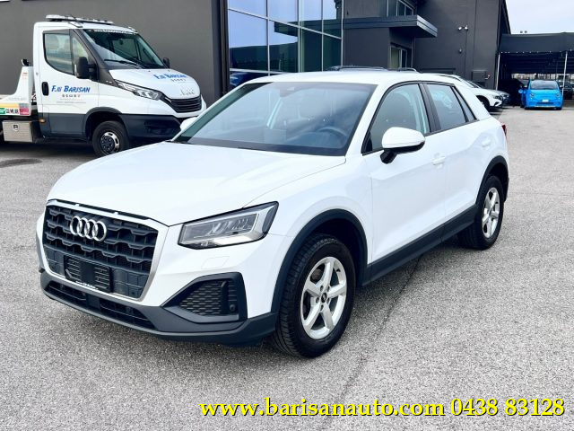 AUDI Q2 Bianco pastello