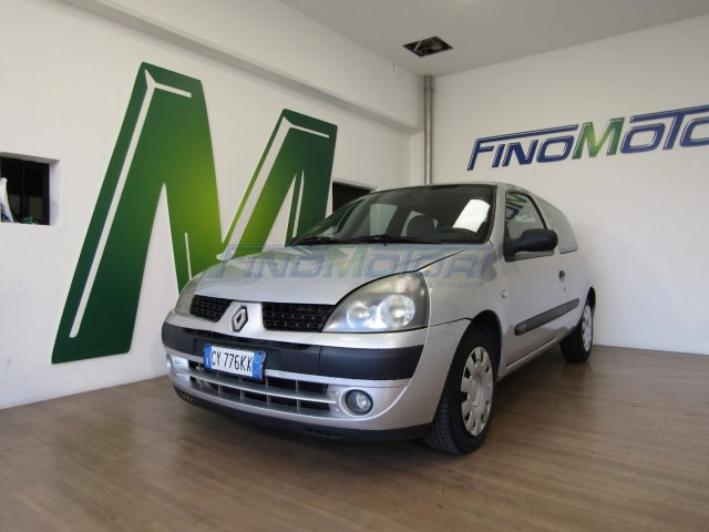 RENAULT Clio Argento metallizzato