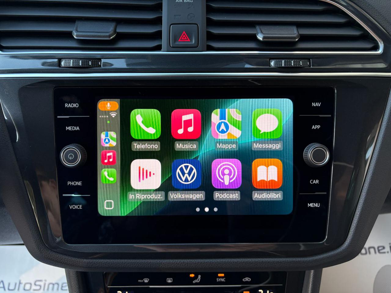 VOLKSWAGEN Tiguan 2.0 TDI 150 CV SCR DSG Life - 19