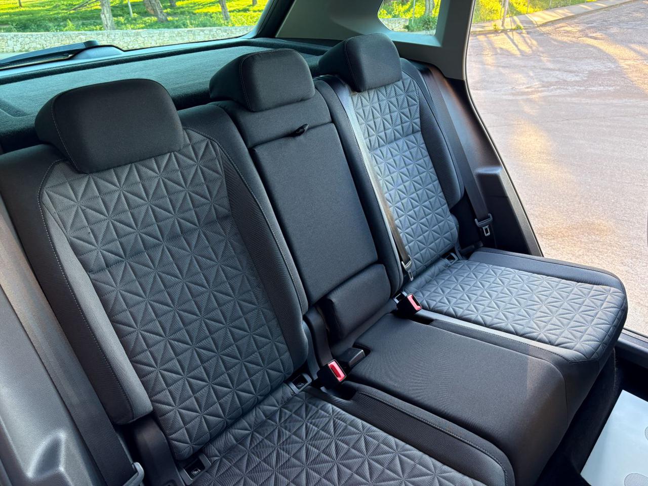 VOLKSWAGEN Tiguan 2.0 TDI 150 CV SCR DSG Life - 22