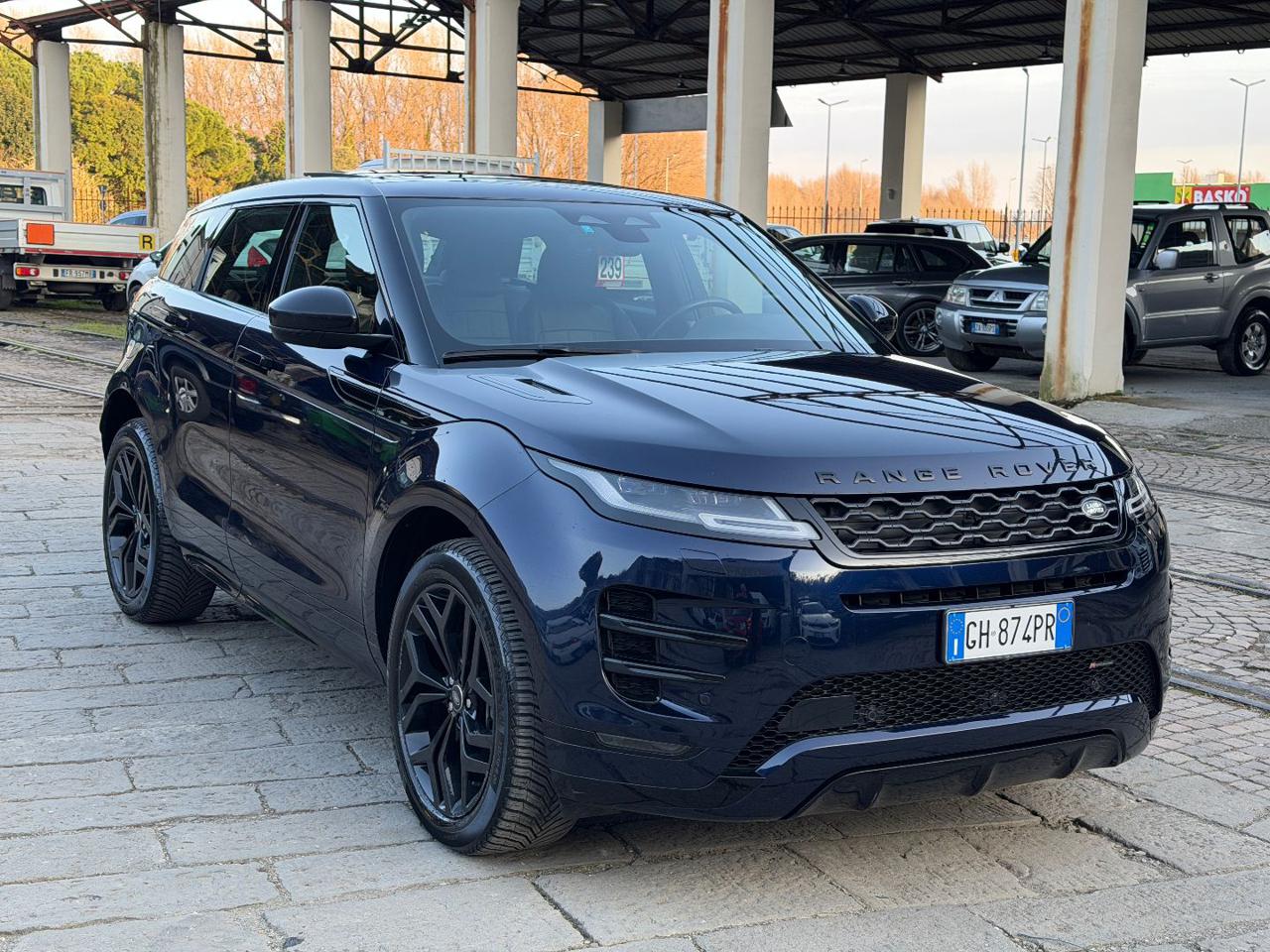 LAND ROVER Range Rover Evoque 2.0D I4 163 CV AWD Auto R-Dynamic SE - 2