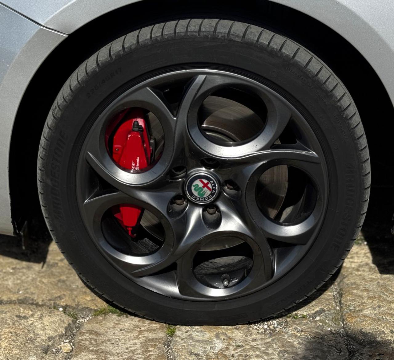 ALFA ROMEO Giulietta 1.6 JTDm 120cv Sport (Tetto/Pelle/Navi) - 19