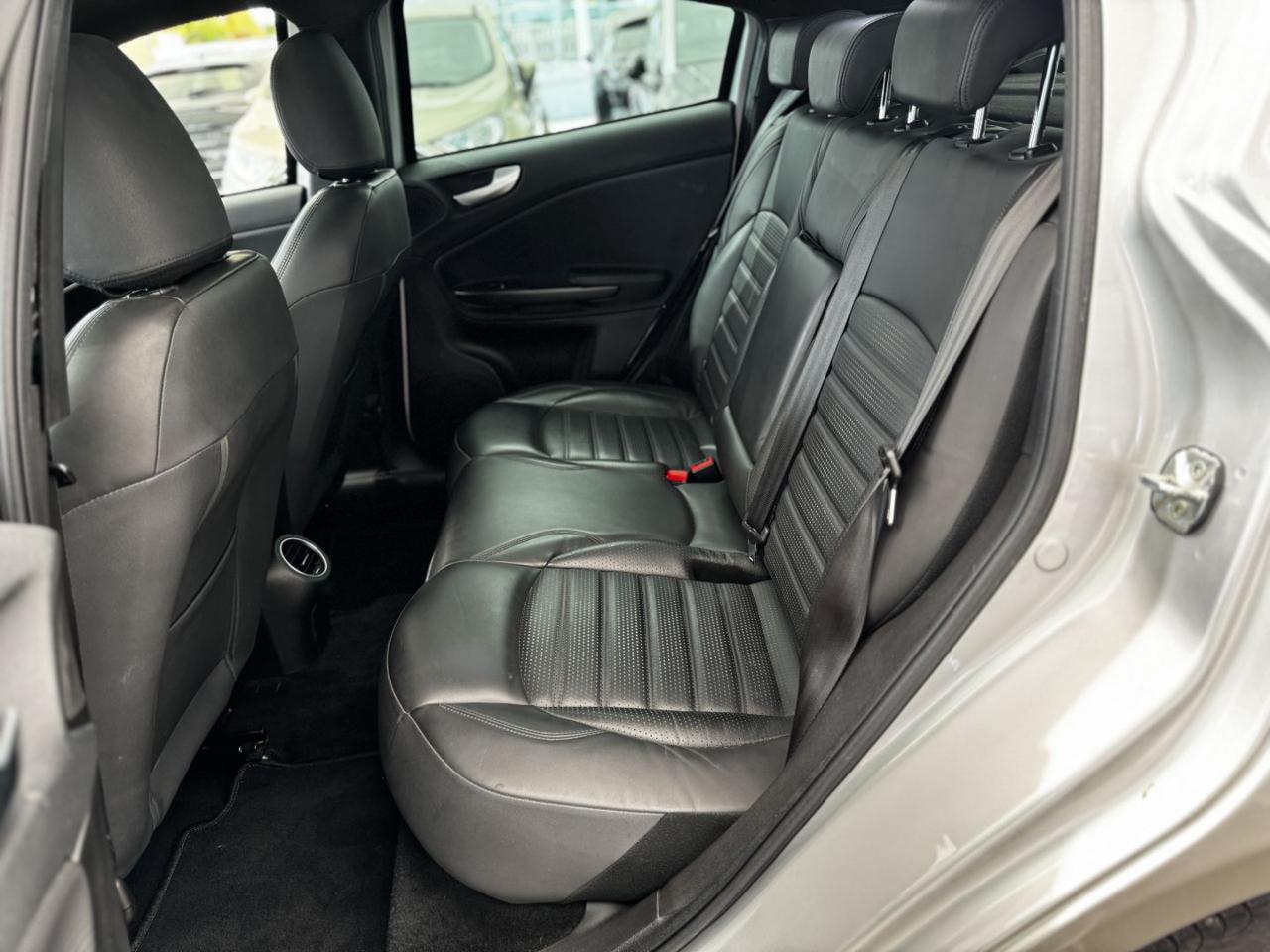 ALFA ROMEO Giulietta 1.6 JTDm 120cv Sport (Tetto/Pelle/Navi) - 21