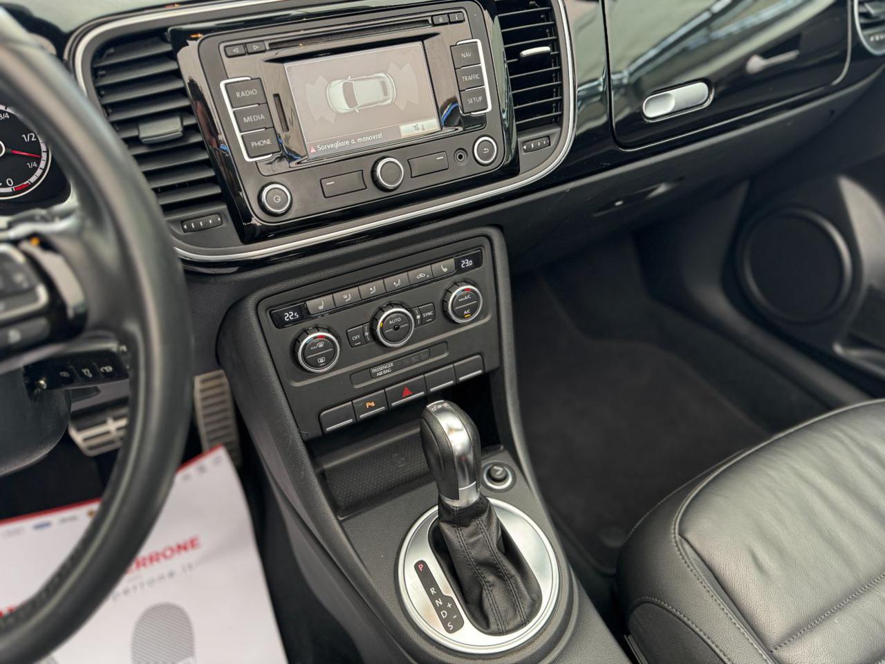 VOLKSWAGEN Maggiolino Cabrio 1.4 TSI DSG Sport - 16