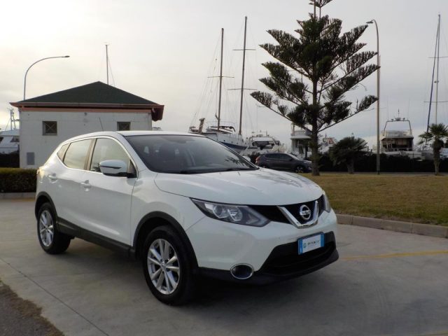 NISSAN Qashqai Bianco pastello