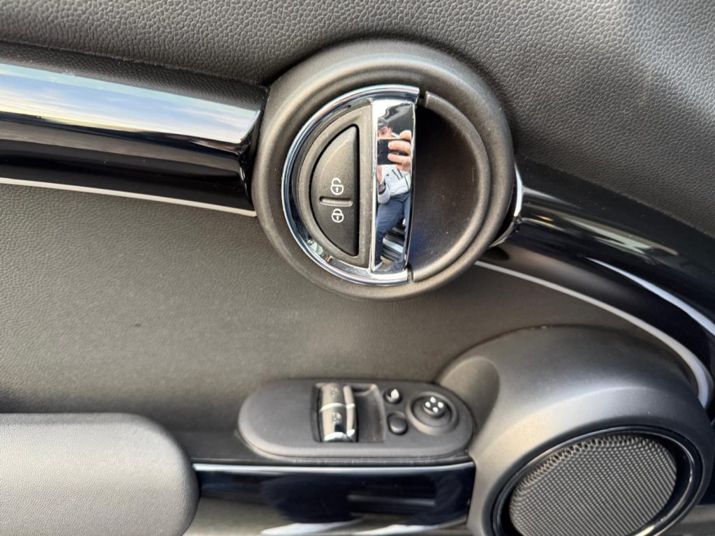 MINI One 1.5 One Essential Trim - 21