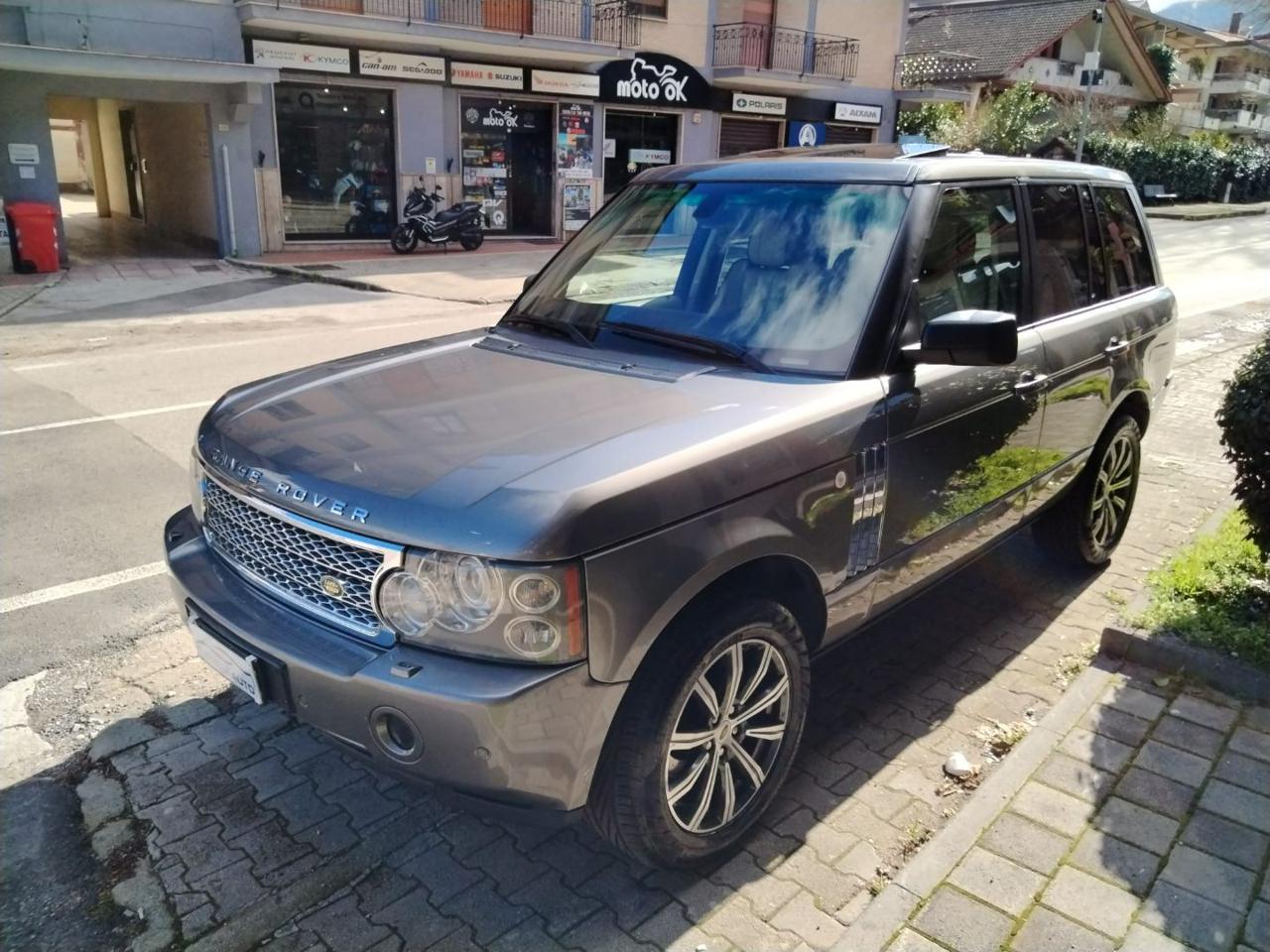 LAND ROVER Range Rover 3.6 TDV8 Vogue Autocarro! - 11