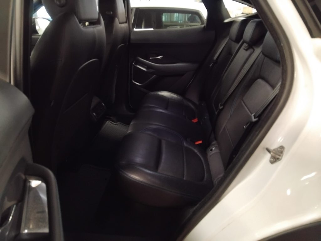 JAGUAR E-Pace 2.0 D 180 CV AWD aut. R-Dynamic S - 7