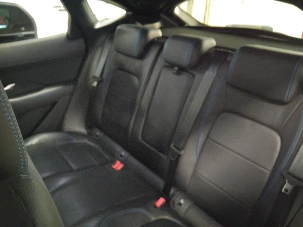 JAGUAR E-Pace 2.0 D 180 CV AWD aut. R-Dynamic S - 8