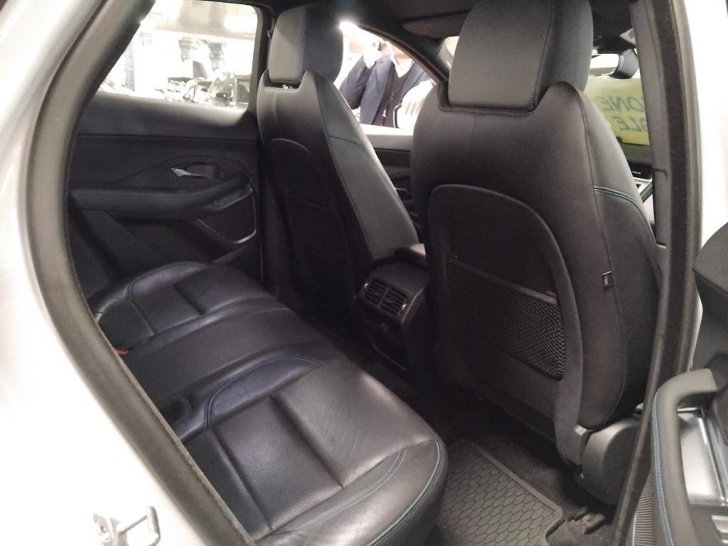 JAGUAR E-Pace 2.0 D 180 CV AWD aut. R-Dynamic S - 9